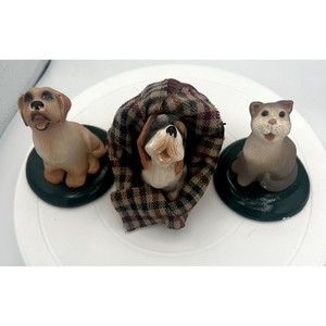 Vintage Byers Choice Carolers Set of Three Christmas Pets 2 dogs 1 cat Basket 4"